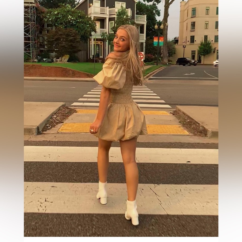 Boutique 2.7 AUGUST APPAREL Bubble Mini Dress - Size XS S